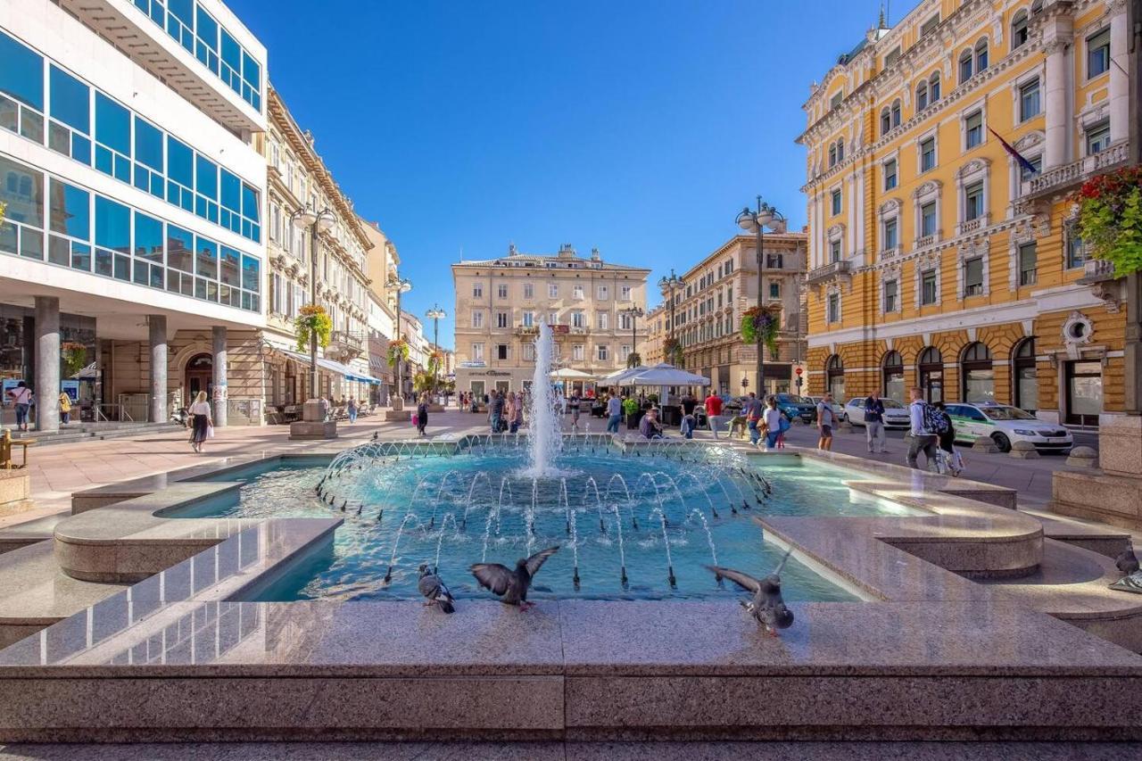 Naval Apartment Rijeka Exterior foto